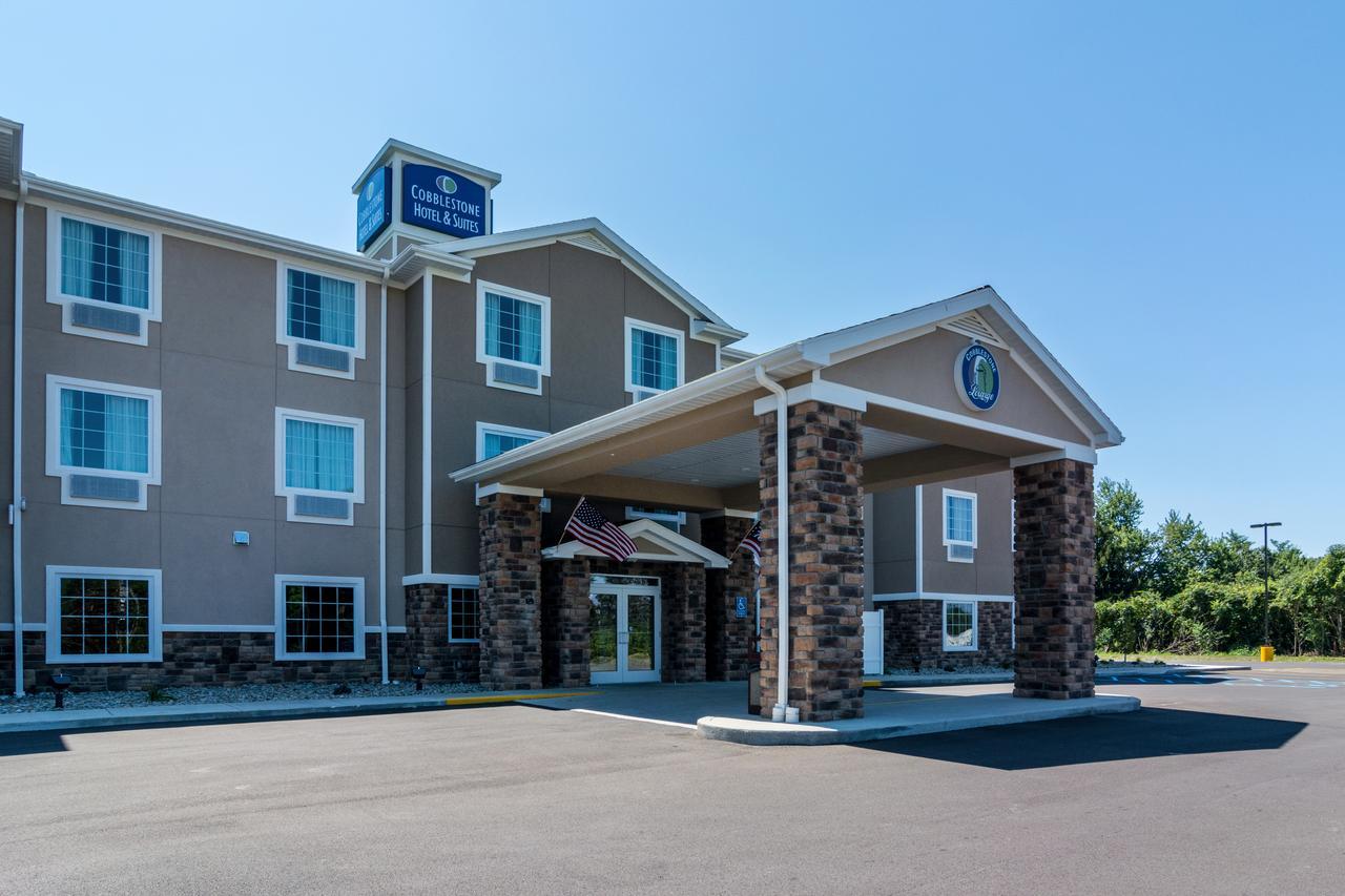 Cobblestone Hotel & Suites - Greenville Exterior photo